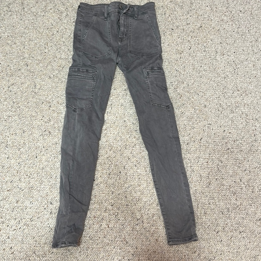 American eagle skinny jean size 0, great condition just needs ironed
